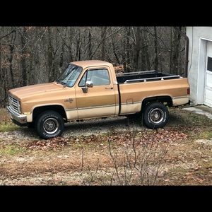 Meet your Posher, Colby